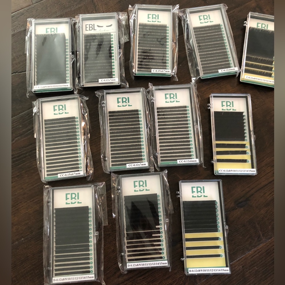 EBL classic lash trays.